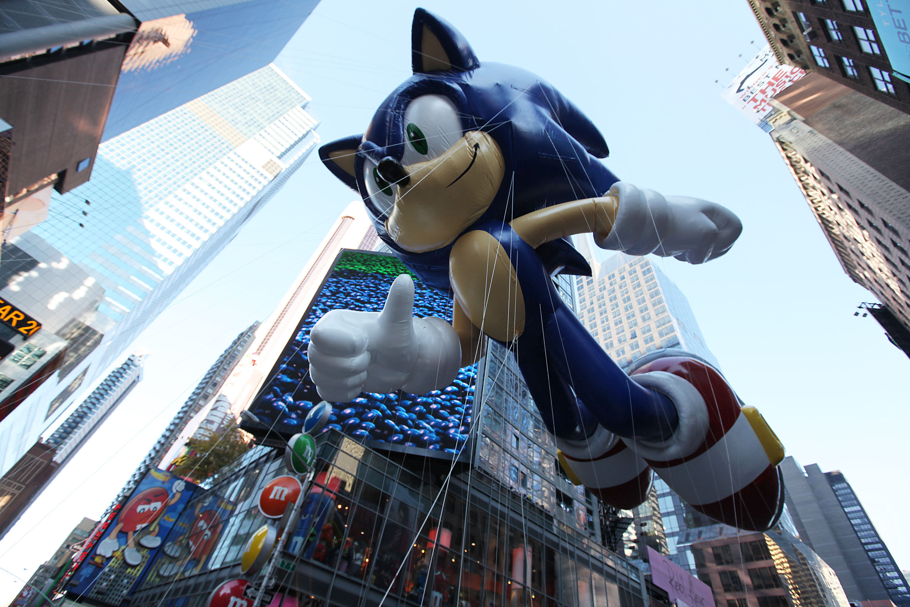 Modern Sonic Makes Debut at Macy's Thanksgiving Day Parade
